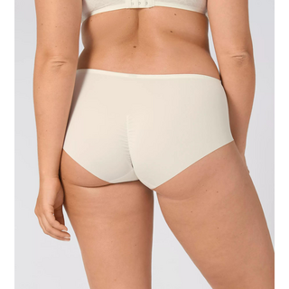 Triumph Essential Minimizer Hipster X VANILLE 38